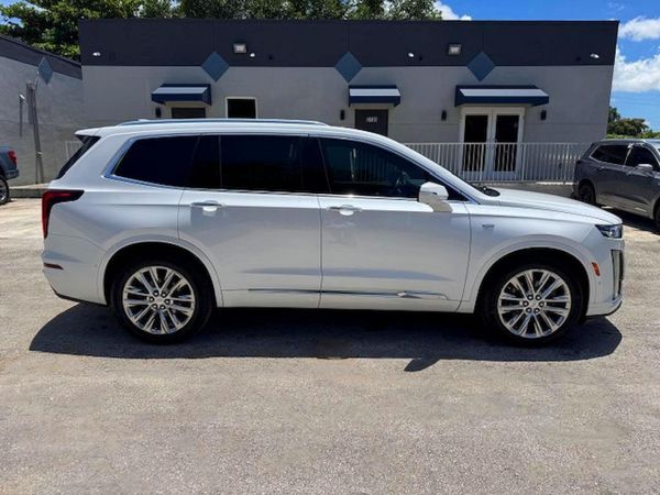 2021 CADILLAC XT6 Premium Luxury