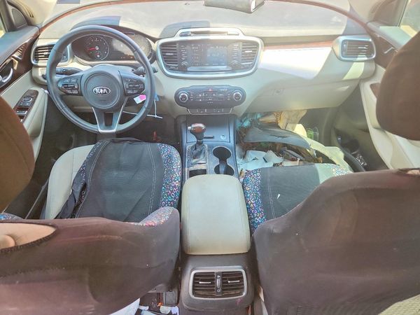 2018 KIA SORENTO L, LX