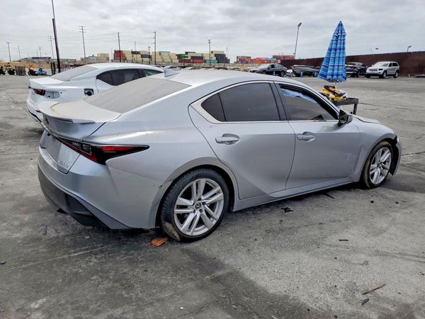 2021 LEXUS IS 300 Comfort