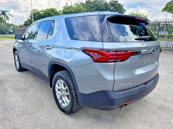 2023 CHEVROLET TRAVERSE LS