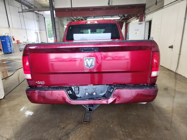 2018 RAM 1500 ST