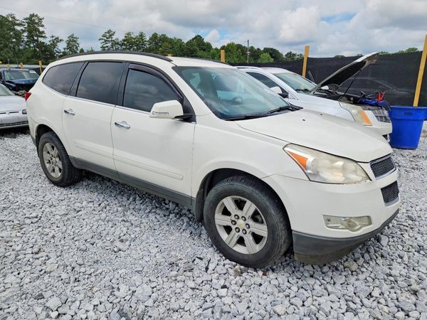 2012 CHEVROLET TRAVERSE LT
