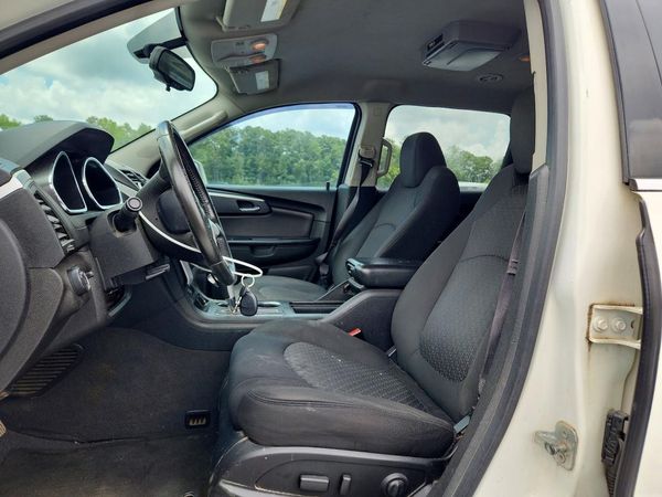 2012 CHEVROLET TRAVERSE LT