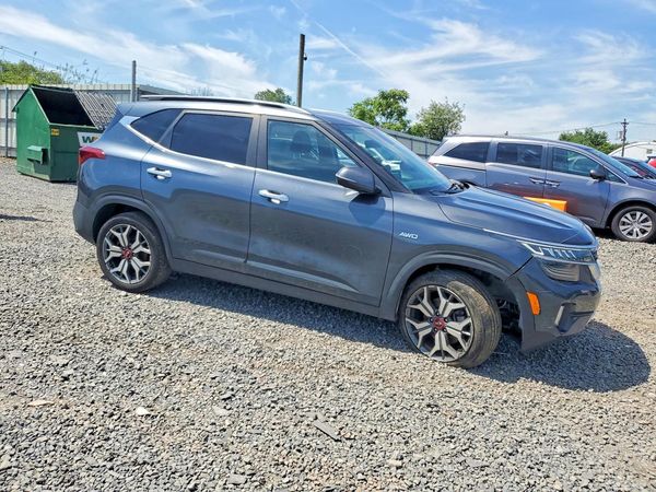 2021 KIA SELTOS SX