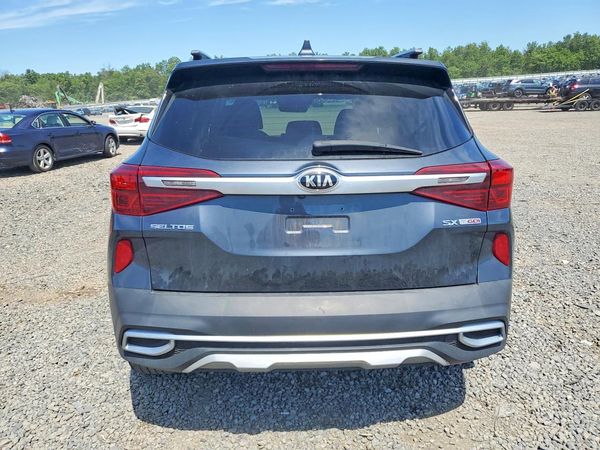 2021 KIA SELTOS SX