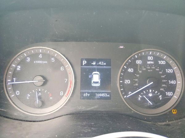 2019 HYUNDAI TUCSON SE