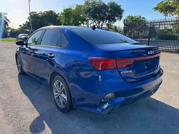 2022 KIA FORTE FE, LXS