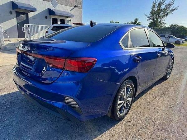 2022 KIA FORTE FE, LXS