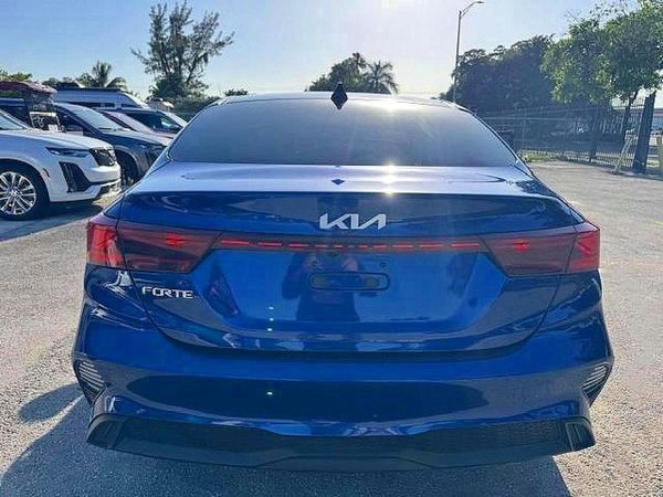 2022 KIA FORTE FE, LXS