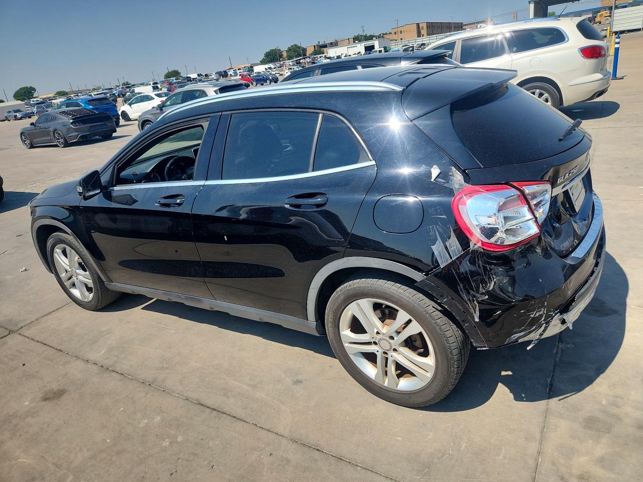 2017 MERCEDES-BENZ GLA GLA250