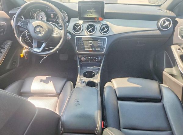 2017 MERCEDES-BENZ GLA GLA250