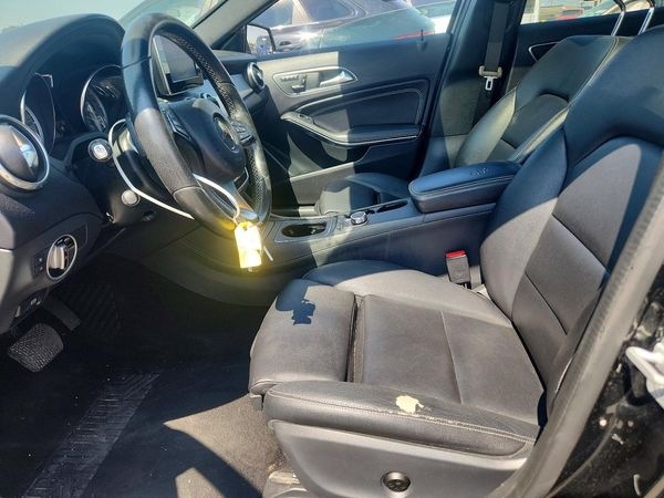 2017 MERCEDES-BENZ GLA GLA250
