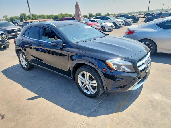 2017 MERCEDES-BENZ GLA GLA250