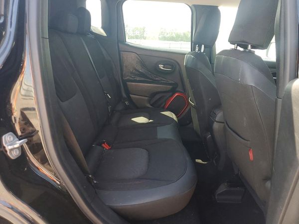 2015 JEEP RENEGADE Trailhawk