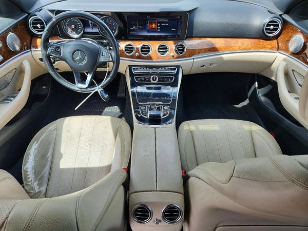 2017 MERCEDES-BENZ E
