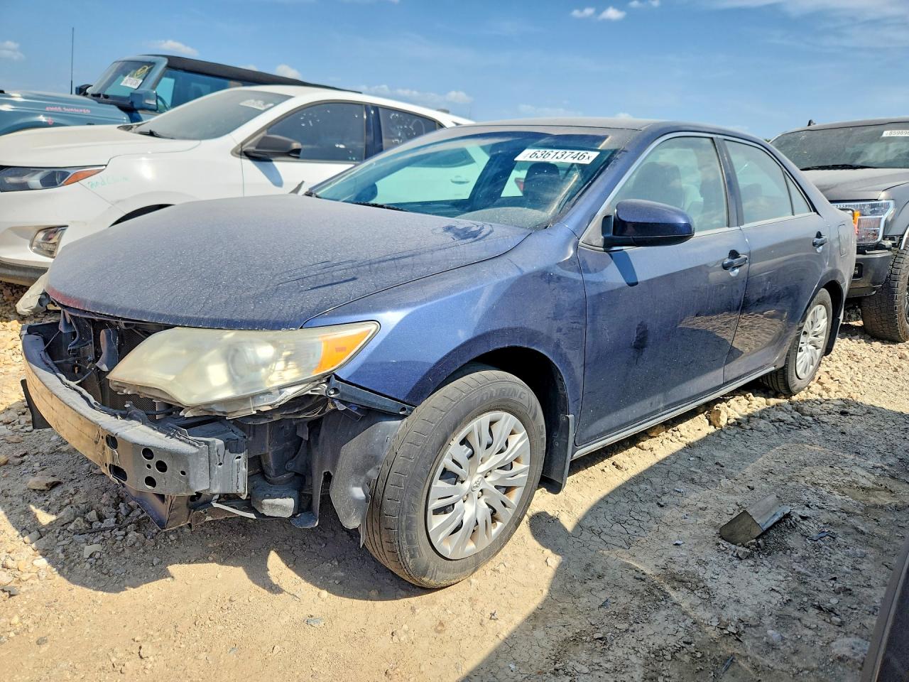 2014 TOYOTA CAMRY