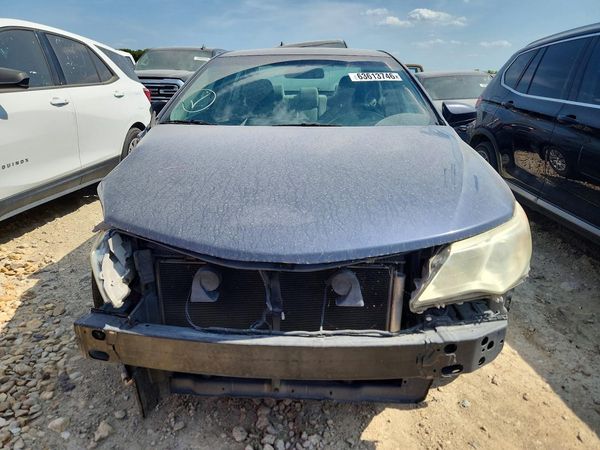 2014 TOYOTA CAMRY