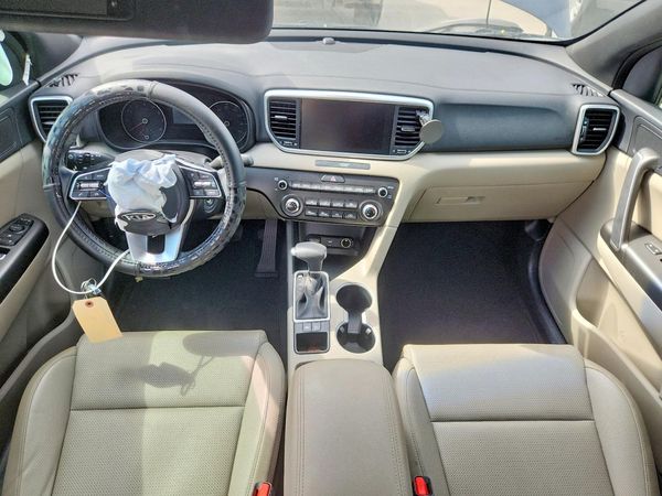 2021 KIA SPORTAGE