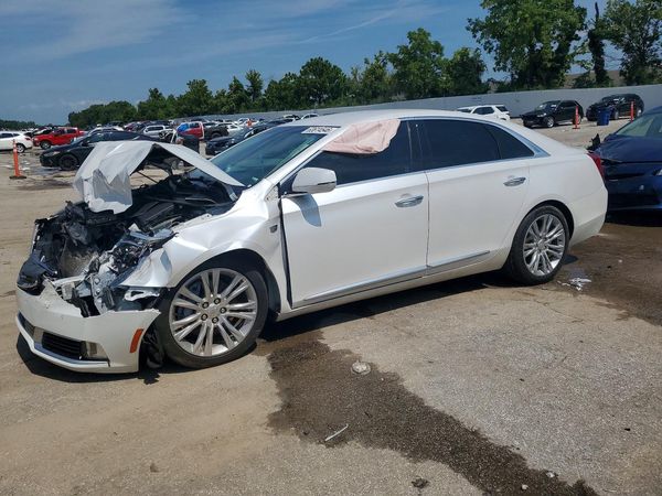 2019 CADILLAC XTS Luxury