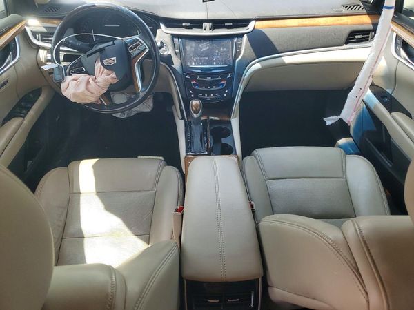 2019 CADILLAC XTS Luxury