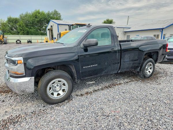 2017 CHEVROLET SILVERADO — DSFA — Front 3/4