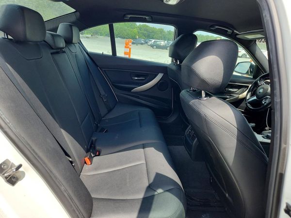 2015 BMW 320 320i