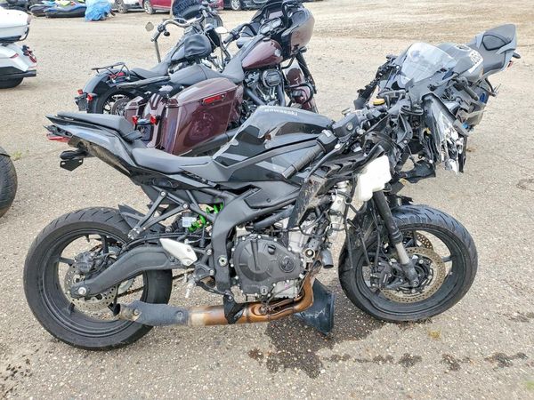 2026 KAWASAKI ZX400 S