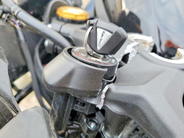 2026 KAWASAKI ZX400 S