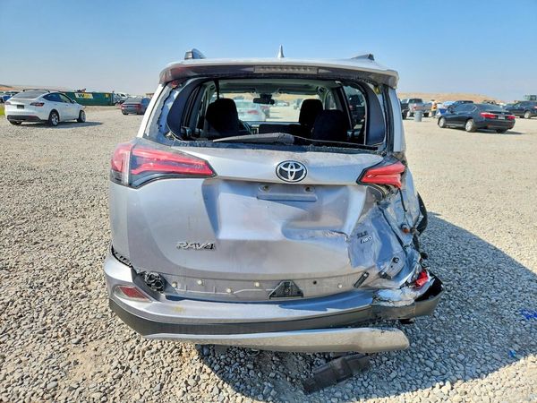 2018 TOYOTA RAV4 Adventure/XLE