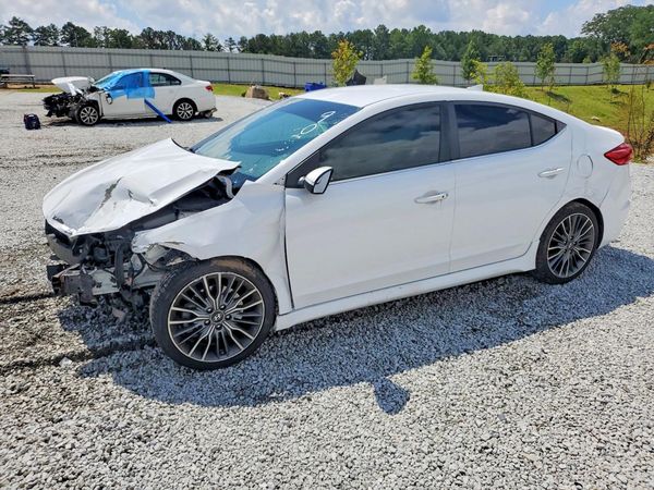 2017 HYUNDAI ELANTRA