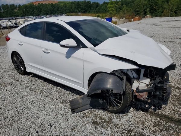 2017 HYUNDAI ELANTRA