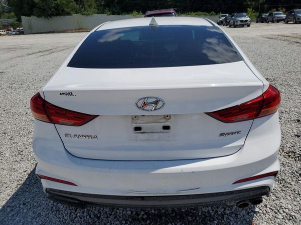 2017 HYUNDAI ELANTRA
