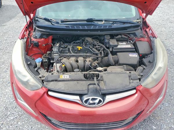 2015 HYUNDAI ELANTRA GLS(Middle)
