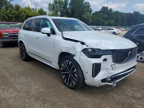 2026 VOLVO XC90 Plus Bright