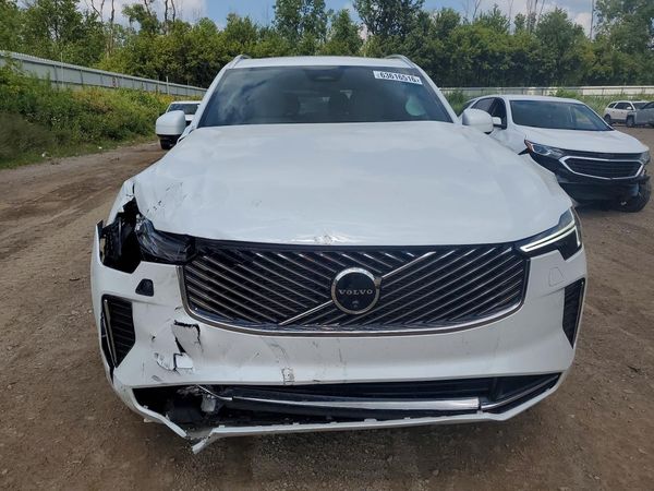 2026 VOLVO XC90 Plus Bright