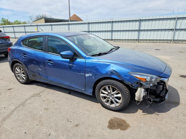 2018 MAZDA 3 Sport