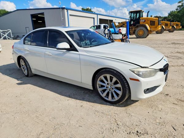 2015 BMW 320