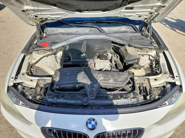 2015 BMW 320