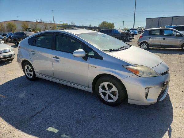 2012 TOYOTA PRIUS