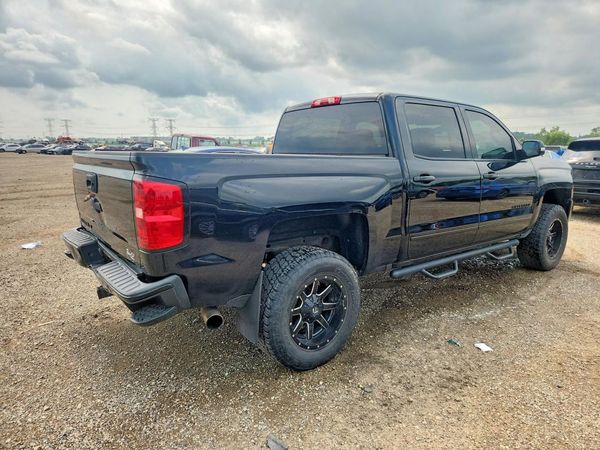 2017 CHEVROLET SILVERADO LT — PSRA