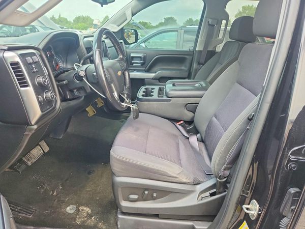 2017 CHEVROLET SILVERADO LT — DENT