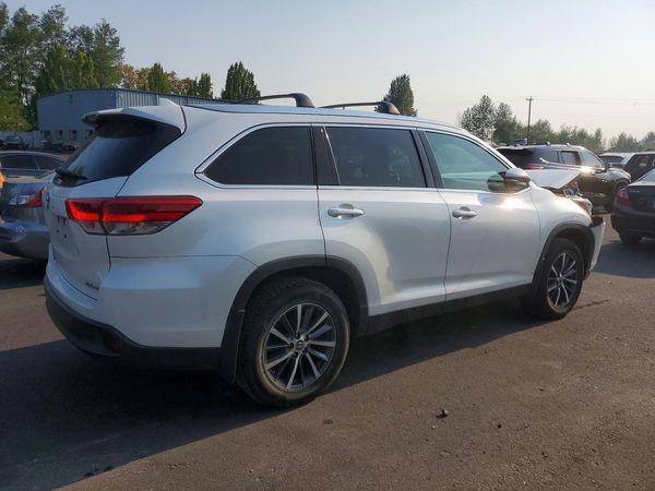 2019 TOYOTA HIGHLANDER SE/XLE