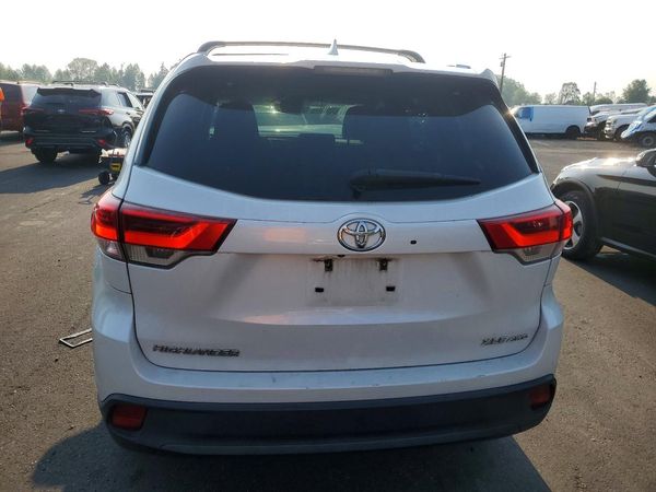2019 TOYOTA HIGHLANDER SE/XLE