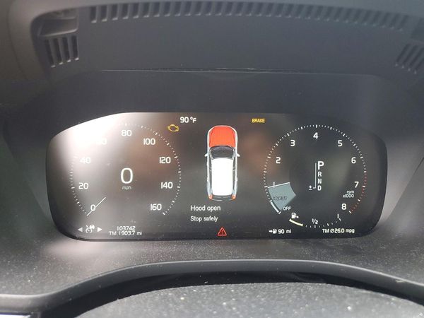 2018 VOLVO XC60