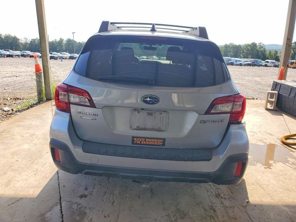2018 SUBARU OUTBACK Premium+ES