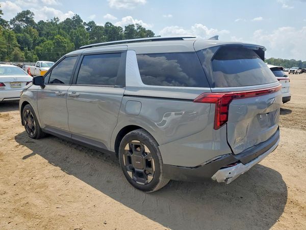 2025 KIA CARNIVAL