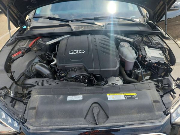 2021 AUDI A4 quattro Premium Plus