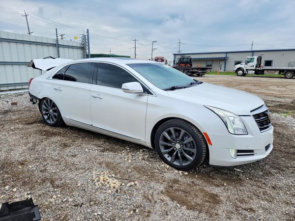 2016 CADILLAC XTS