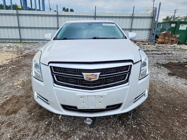 2016 CADILLAC XTS
