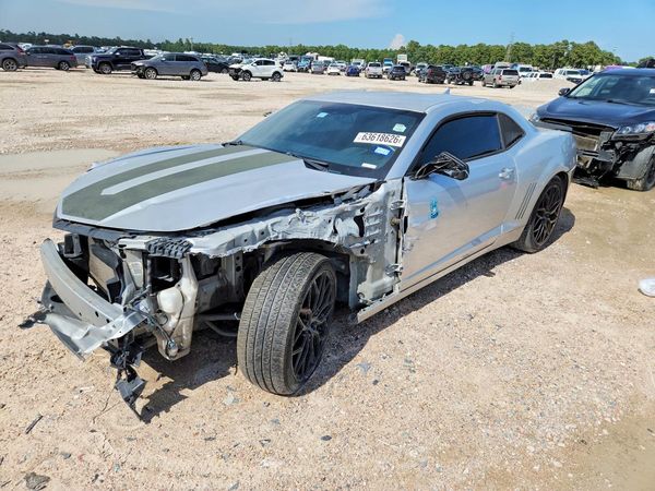 2015 CHEVROLET CAMARO 1LT